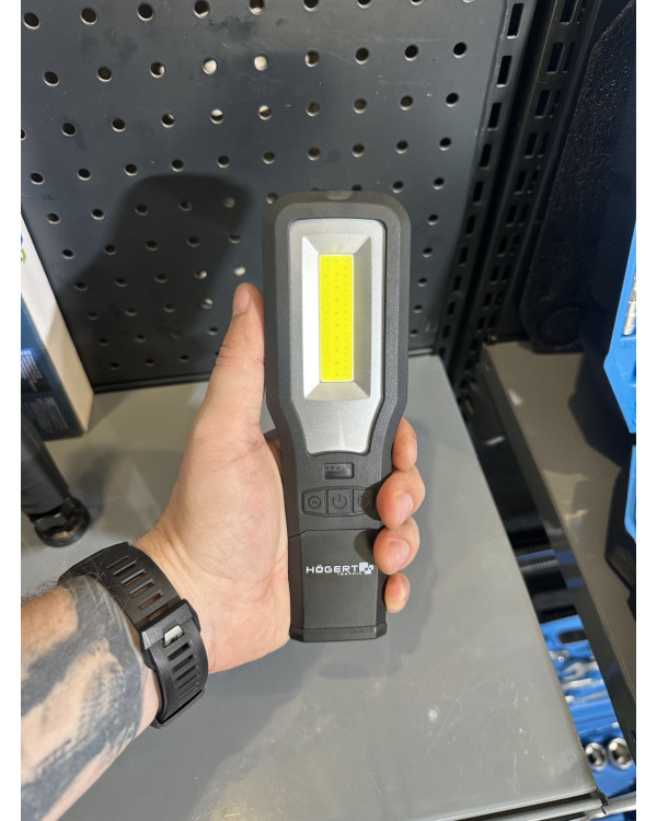 Ліхтар світлодіодний з базою 550 люмен, магніт, HOEGERT, HT1E408