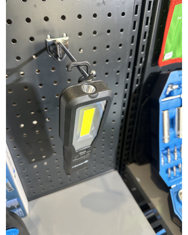 Ліхтар світлодіодний з базою 550 люмен, магніт, HOEGERT, HT1E408