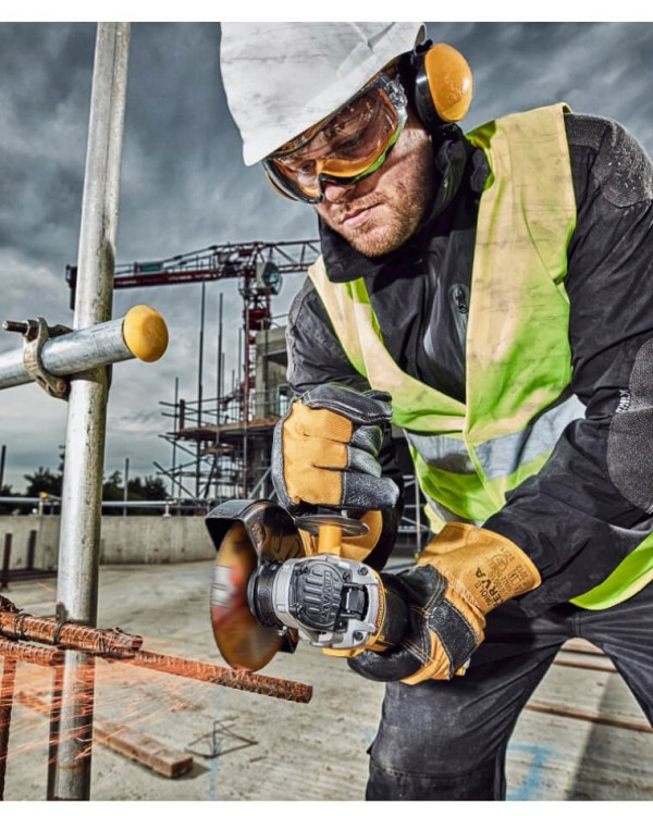 Шлифмашина угловая - болгарка аккумуляторная бесщёточная DeWALT DCG405P2