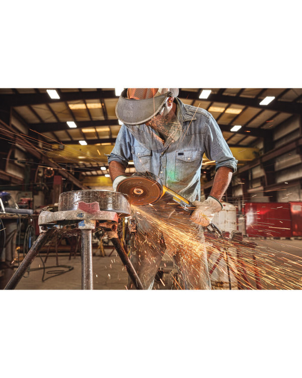 Шлифмашина угловая - болгарка сетевая бесщёточная DeWALT DWE4377 Шлифмашина угловая - болгарка сетевая бесщёточная DeWALT DWE4377