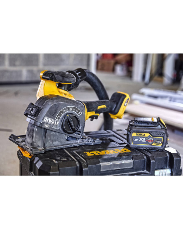 Штроборез аккумуляторный бесщёточный DeWALT DCG200T2 Штроборез аккумуляторный бесщёточный DeWALT DCG200T2