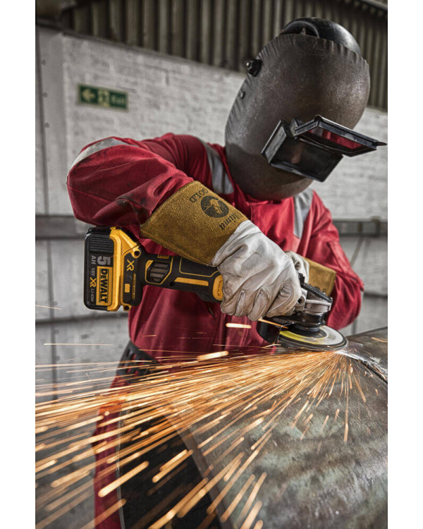 Шлифмашина угловая - болгарка аккумуляторная бесщёточная DeWALT DCG405P3 Шлифмашина угловая - болгарка аккумуляторная бесщёточная DeWALT DCG405P3